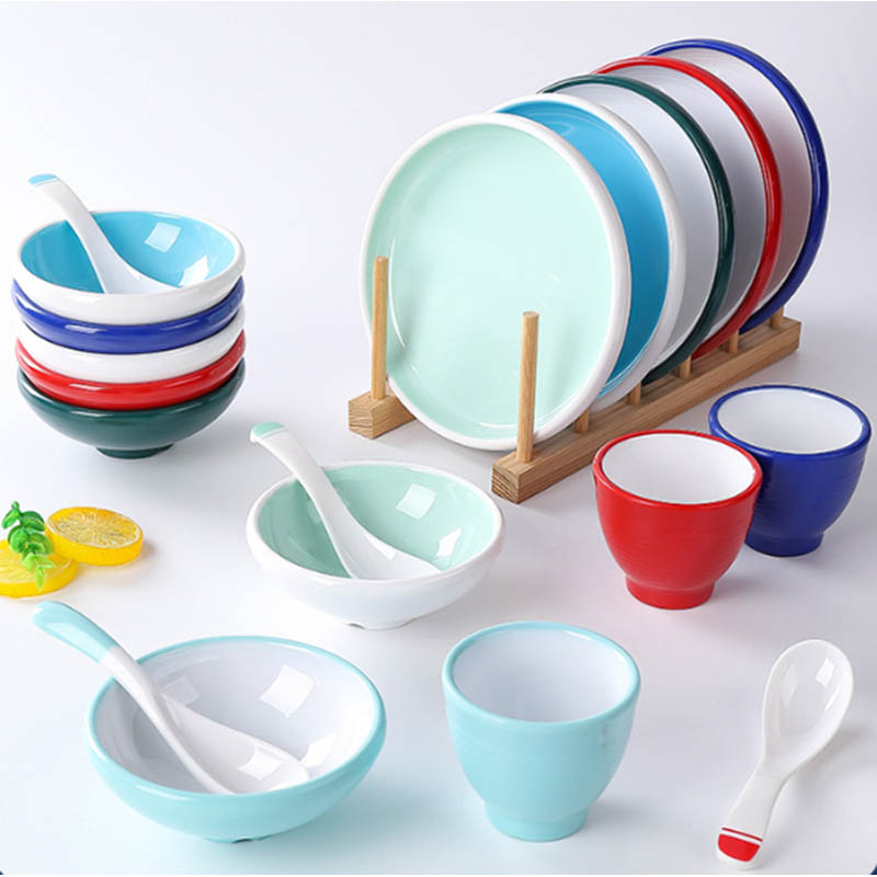 Plastic tableware molding